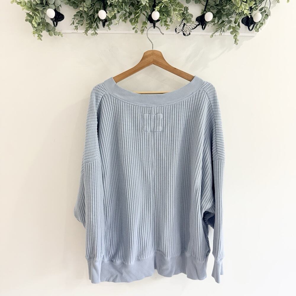 American Eagle Outfitters Light Blue Waffle Knit V Neck Sweater Size XL 65437 - Picture 2 of 5